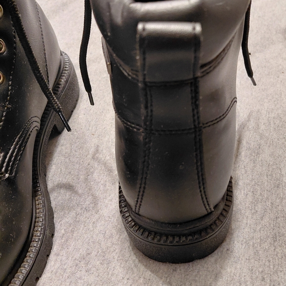 Vintage STATE STREET Black FAUX Leather Men's Work Boots. - Picture 3 of 6